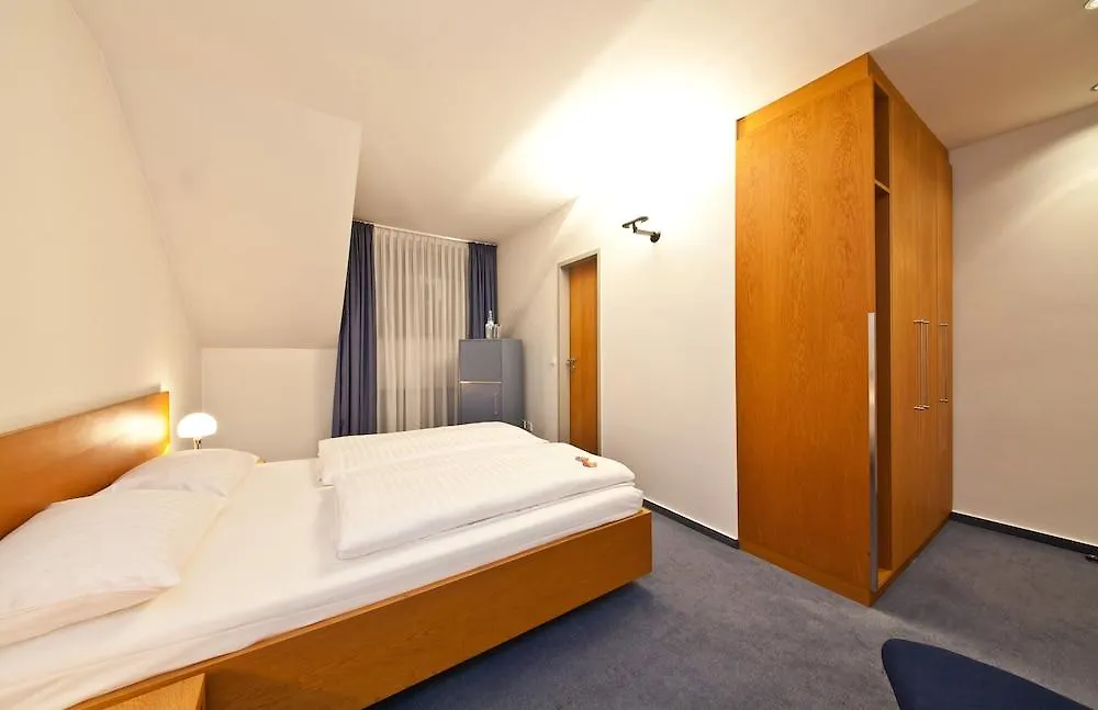 ****  Select Hotel Silence Garden Koeln Germany