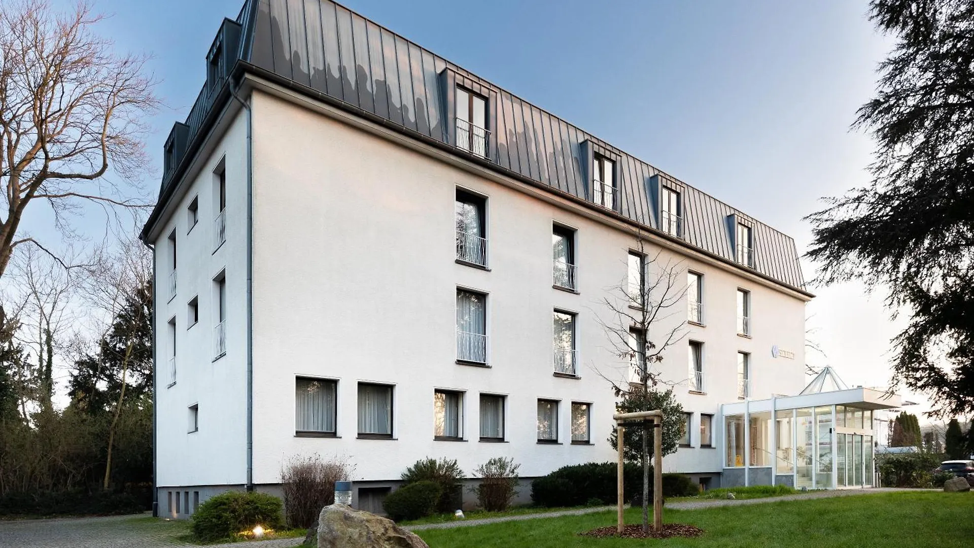 Select Hotel Silence Garden Koeln Germany