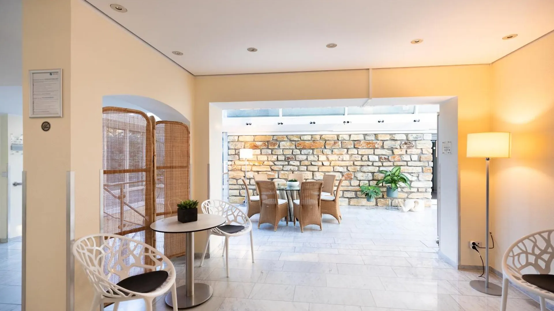 ****  Select Hotel Silence Garden Koeln Germany