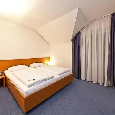 Select Hotel Silence Garden Koeln