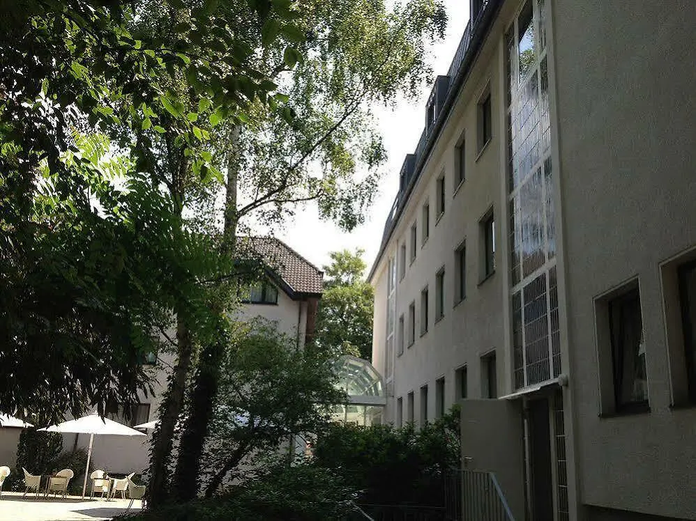 Novum Hotel Silence Garden Köln Brück